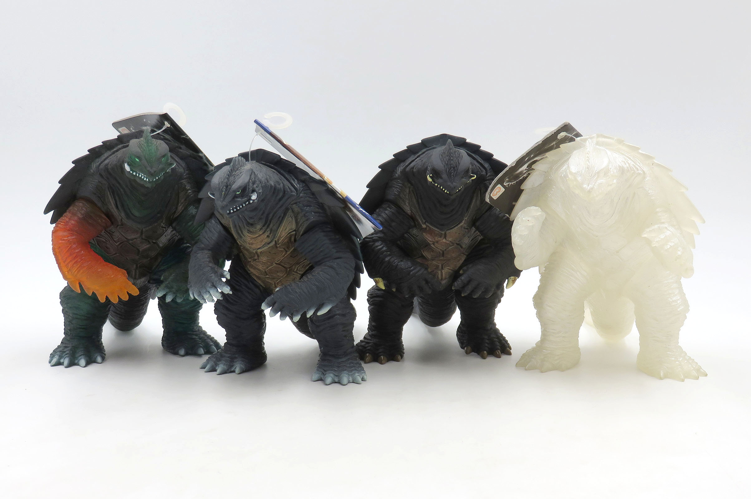 Gamera 1999 bandai6inGamera99Green6.jpg