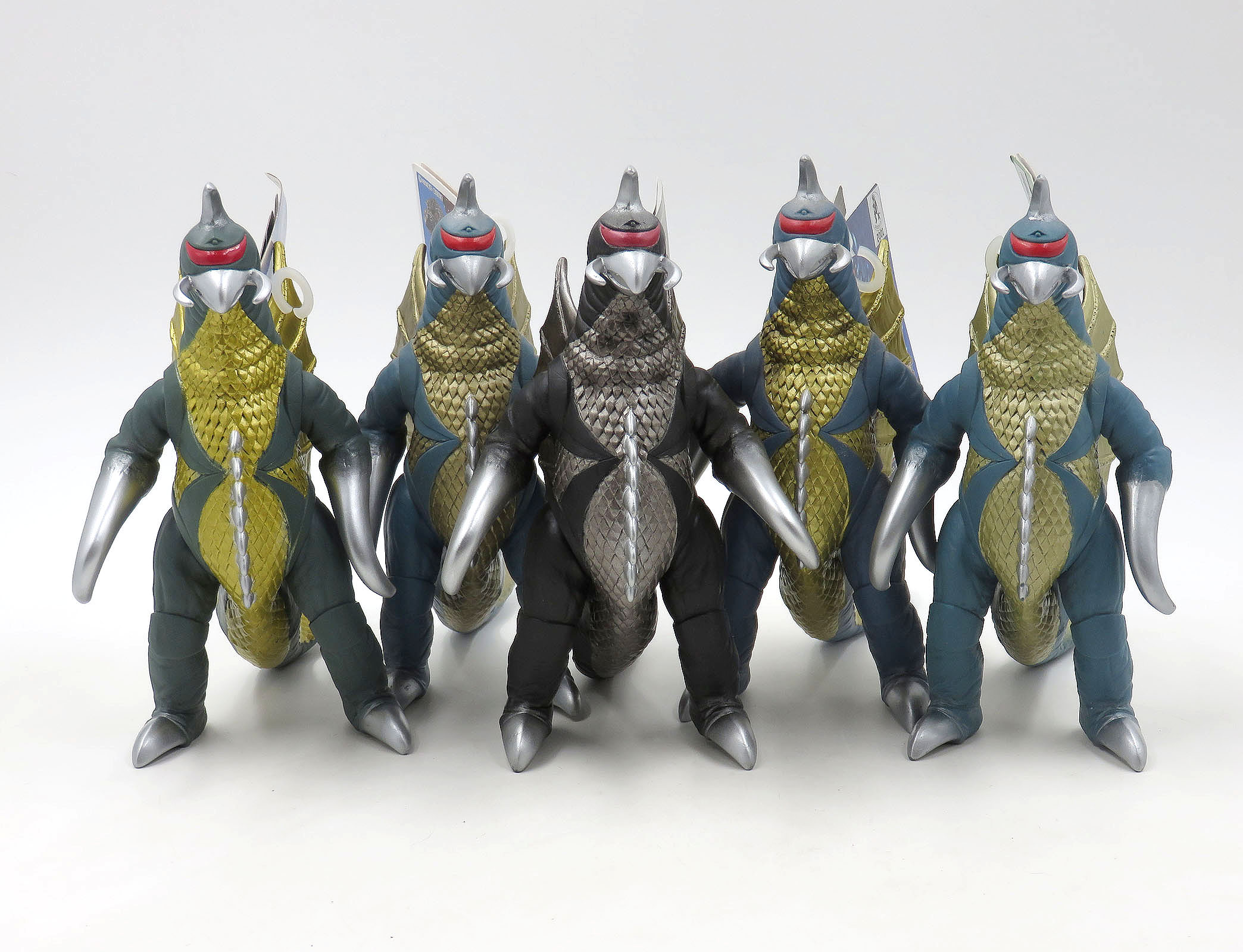 Gigan 1972 - (G-06) bandai6inGiganGreen6.jpg