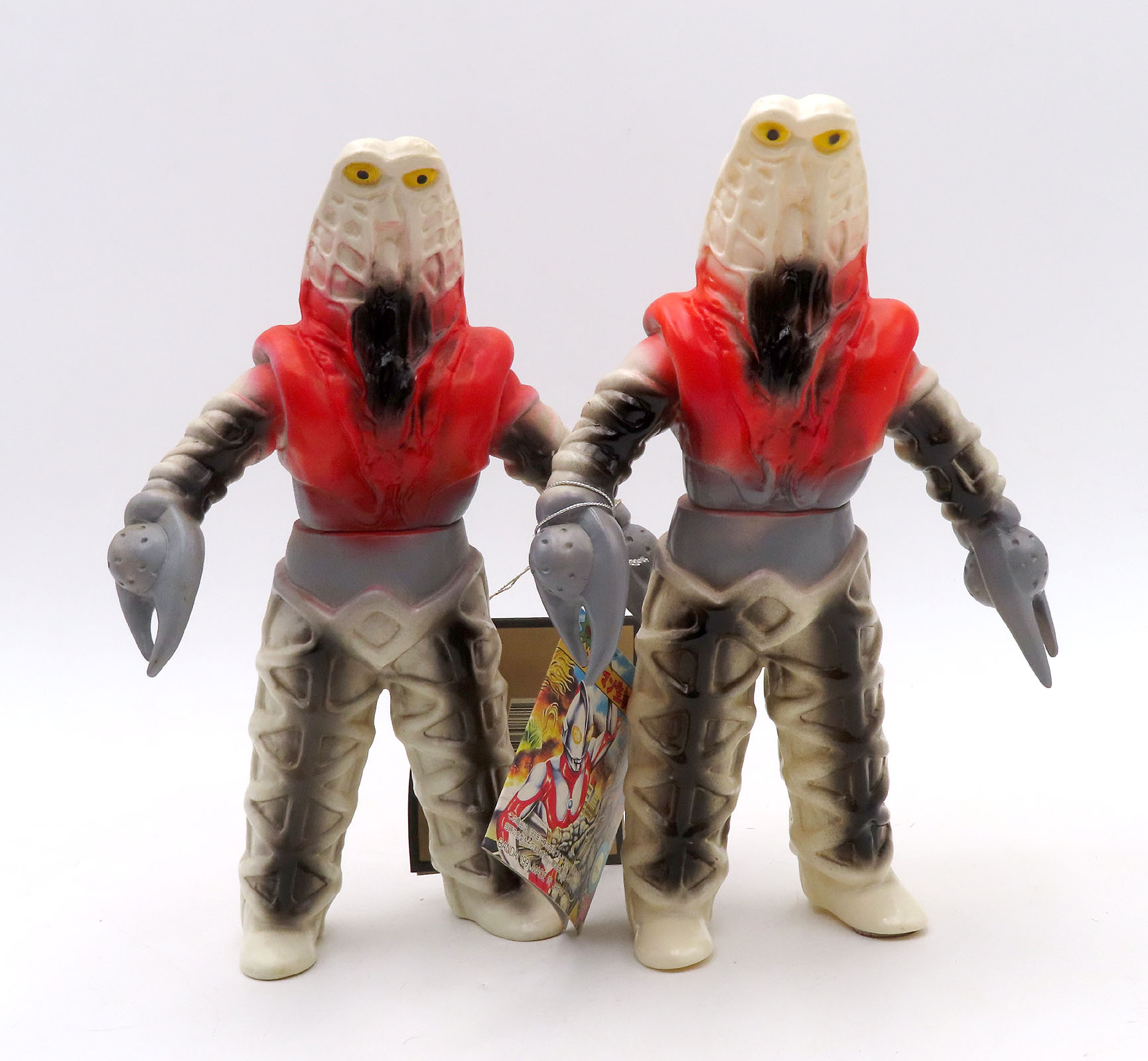 Godola Alien bandaiBullmarkGodolaGrey6.jpg