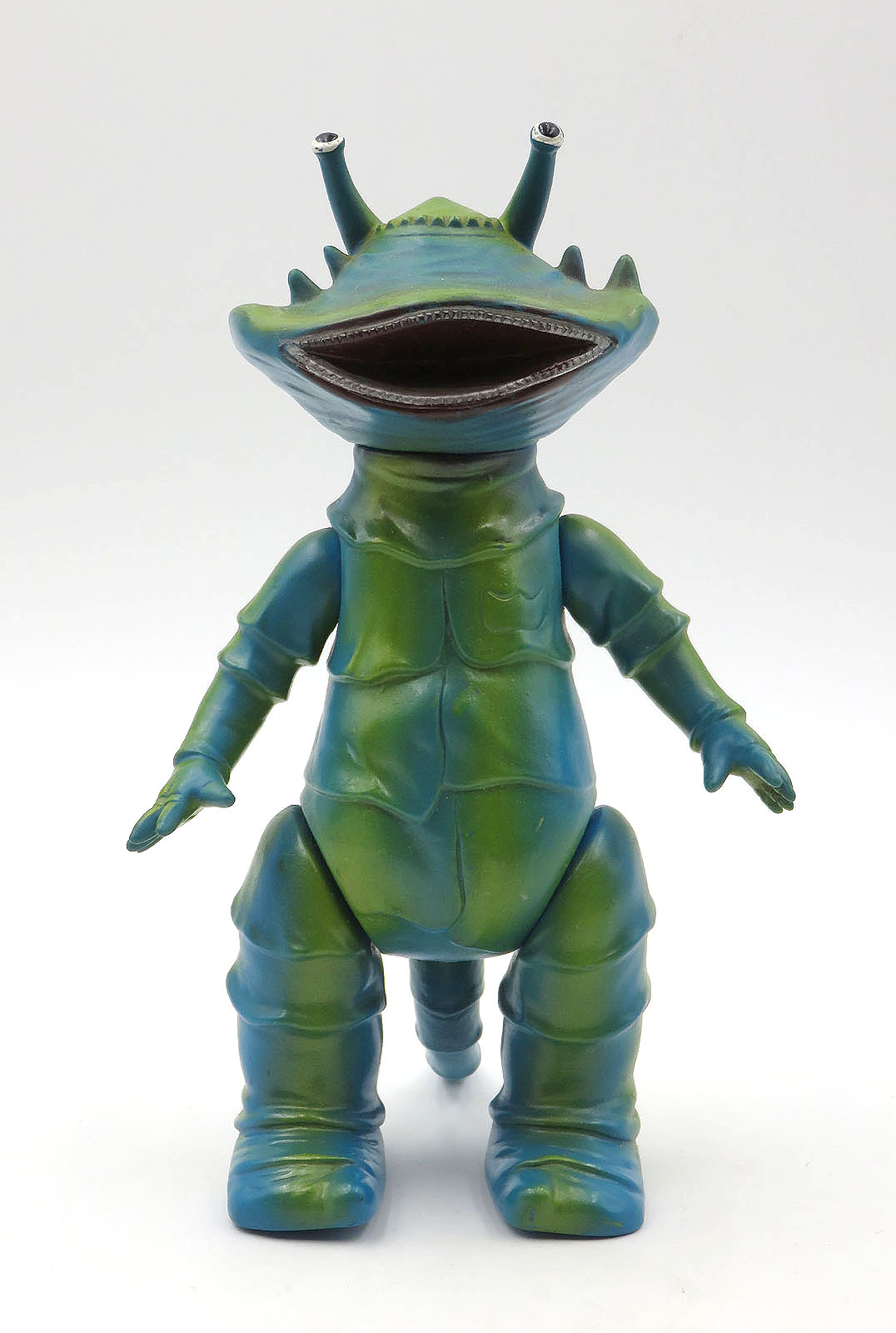 Kanegon bullmarkKanegonGoldStripe1.jpg