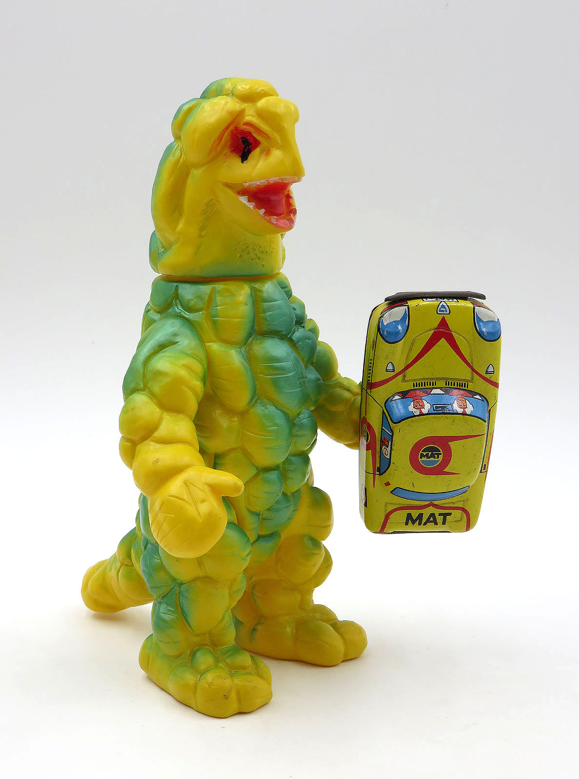 Shugaron - Magnet Car Series bullmarkMagnetShugaron1.jpg