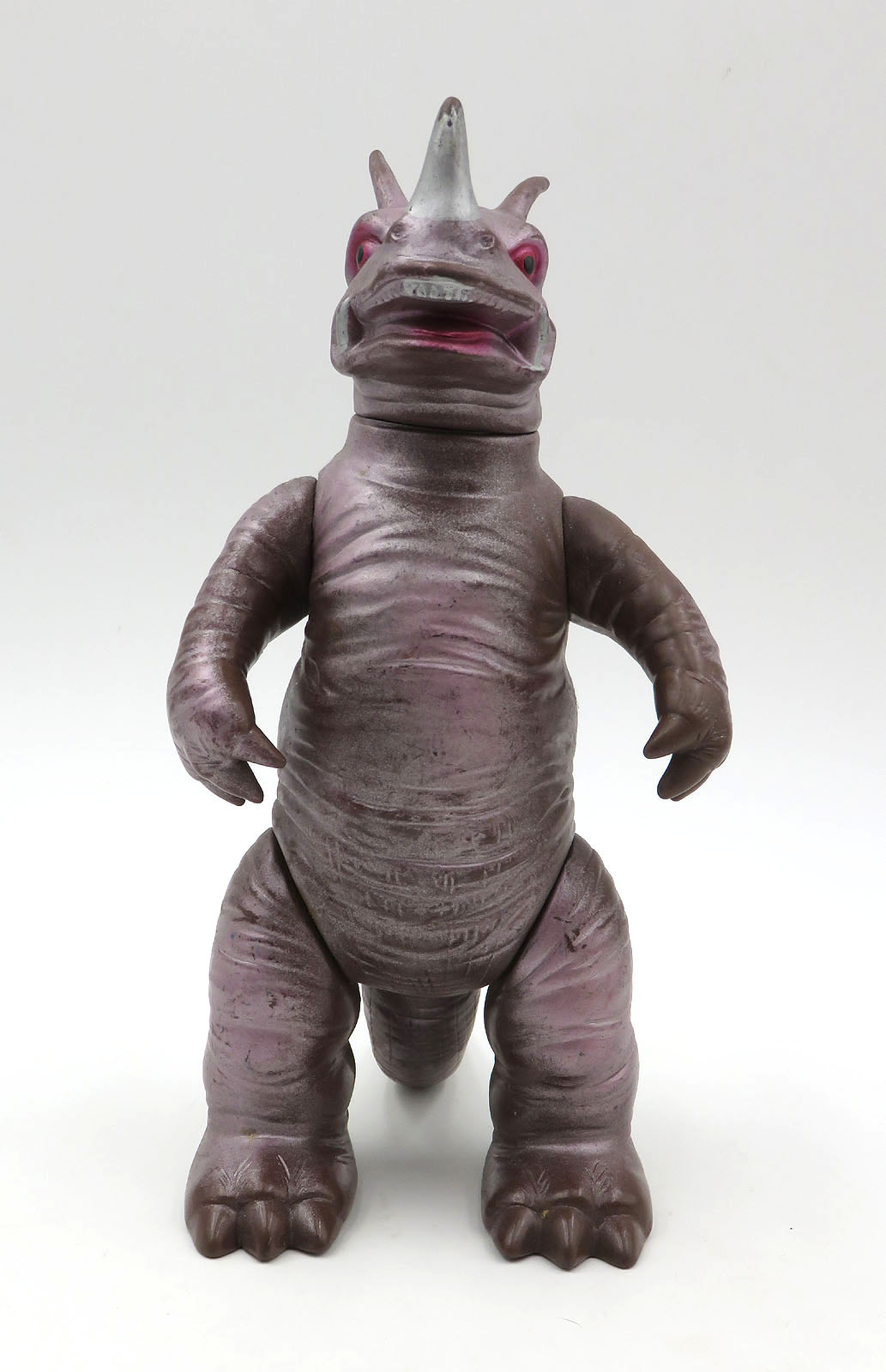 Neronga bullmarkNerongaBrownSilver1.jpg