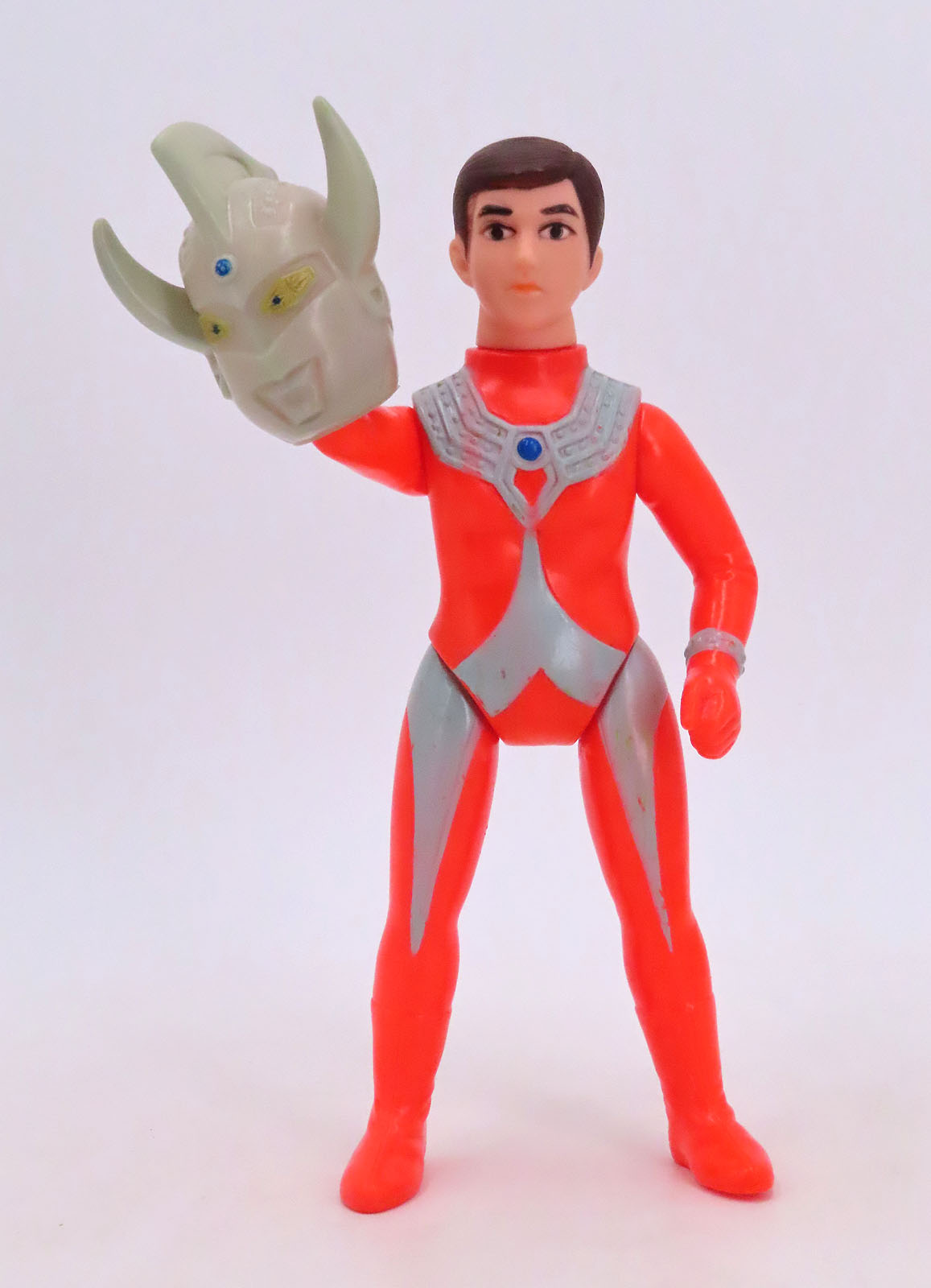 Ultraman Taro - Removable Mask bullmarkULtraTaroRemovable1.jpg