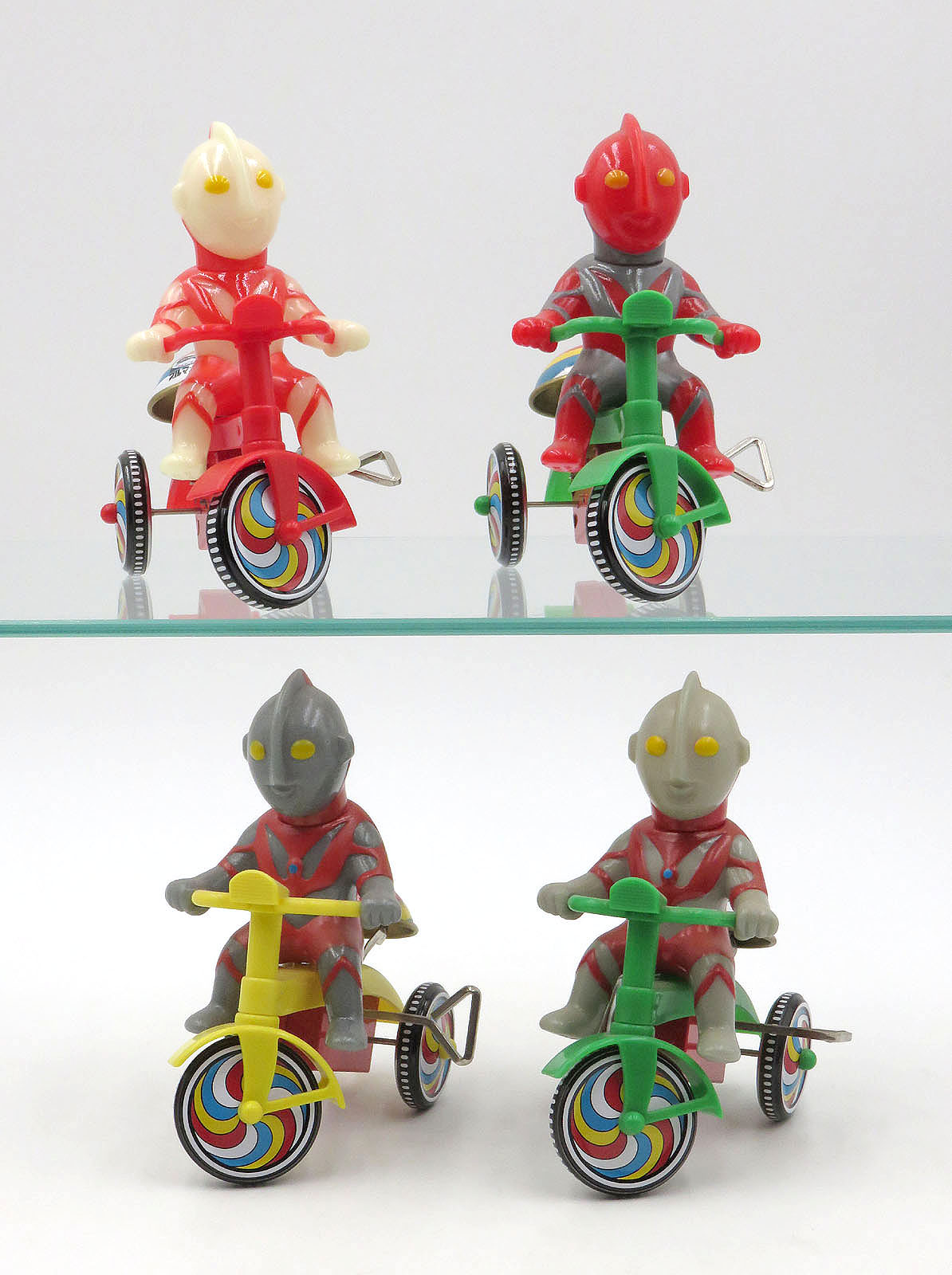 Ultraman m1TrikeUltramanGlowRed4.jpg