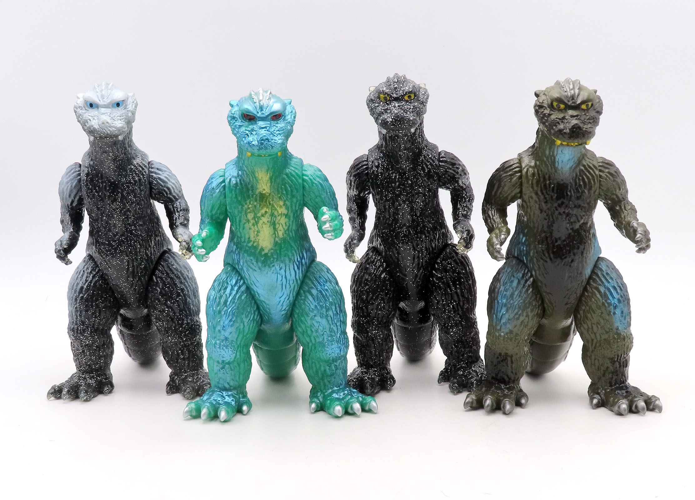 Godzilla 1955 (Gyakushu-Goji) marmitMHGodzilla55BlackGlitterWhite4.jpg